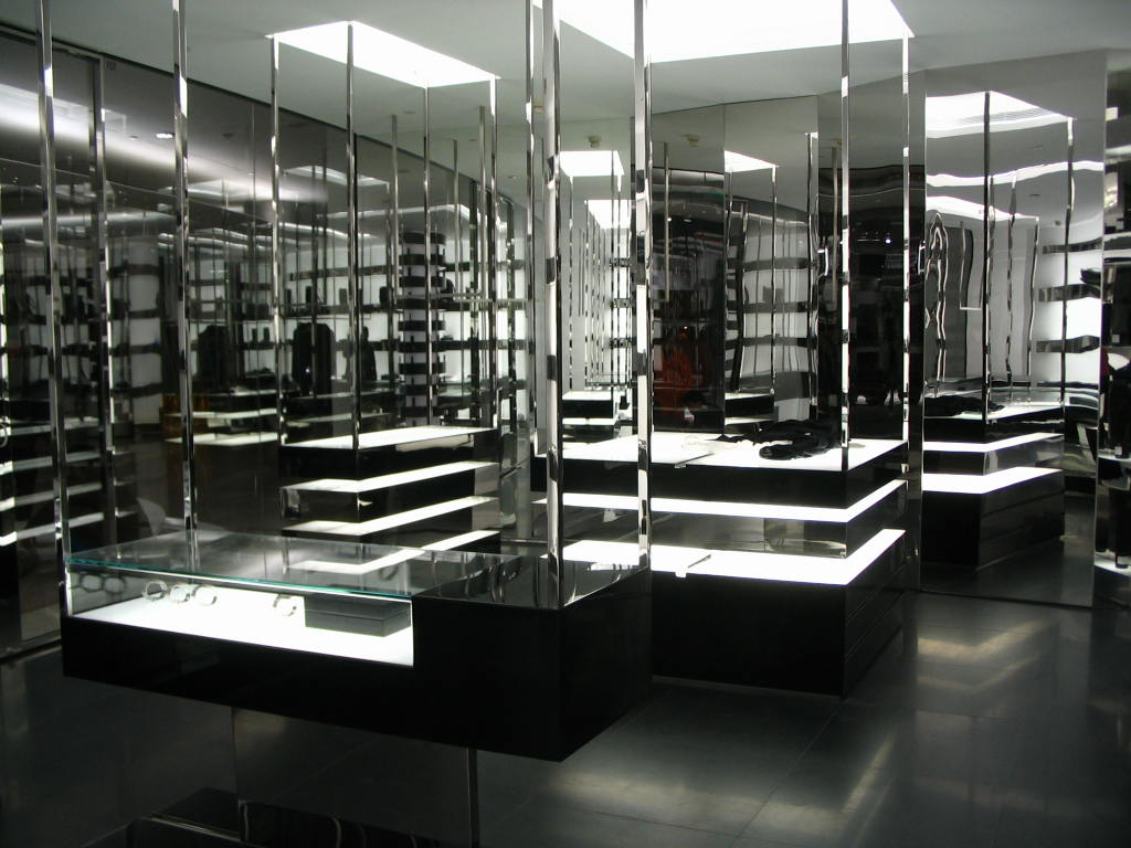 男装上海专卖店（施工图及实景）